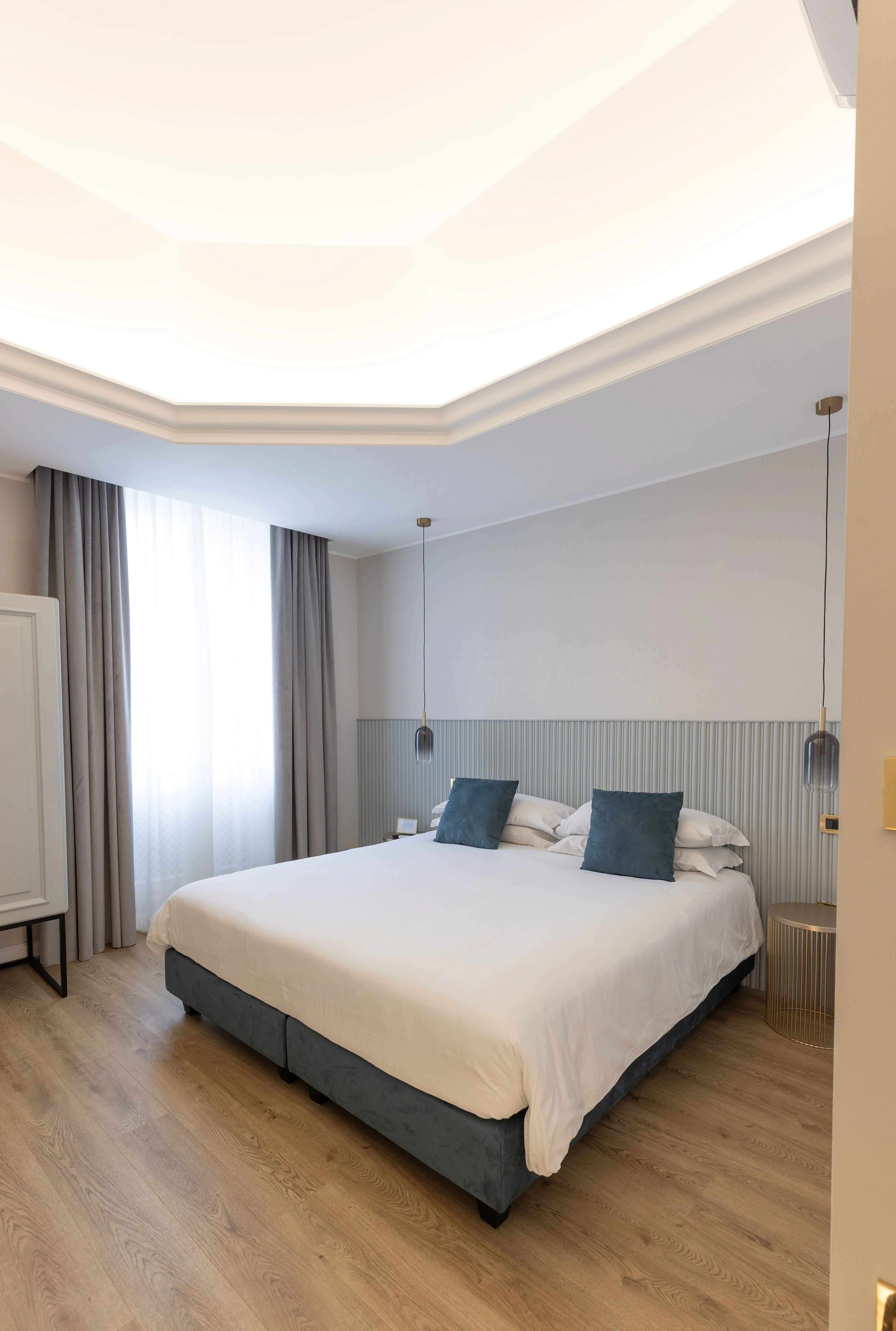 Camera King Deluxe — letto matrimoniale con soffitto illuminato